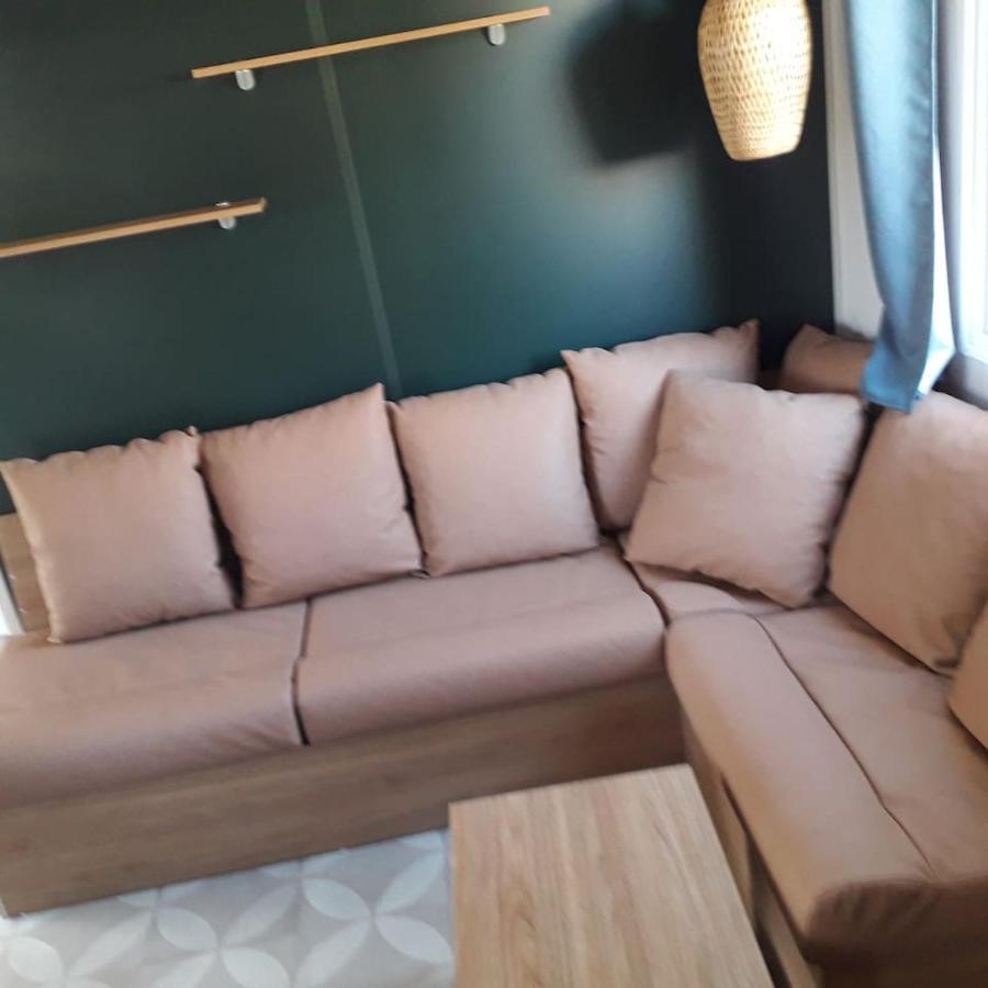 Apartment Mobile-home Dans 4 Etoiles Condrieu